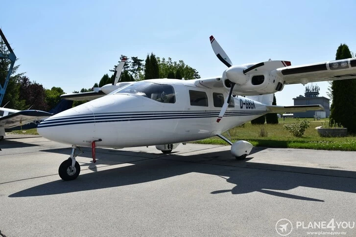 1982 Vulcanair P68C listing photo