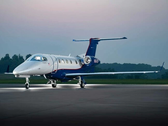 2017 Embraer Phenom 300 listing photo