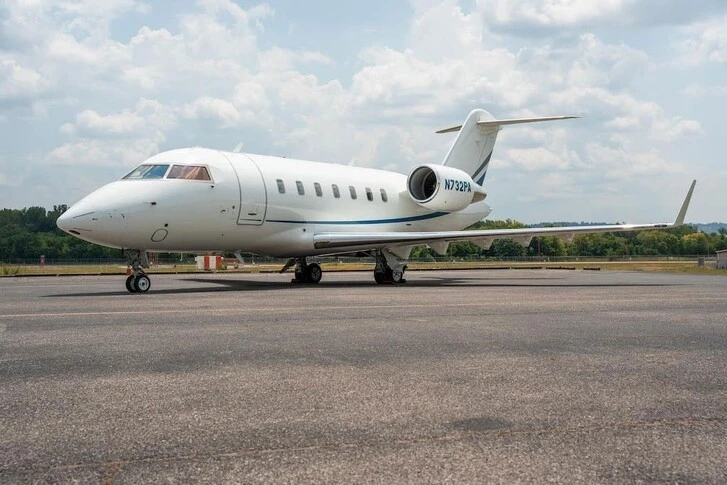 2013 Bombardier Challenger 605 listing photo