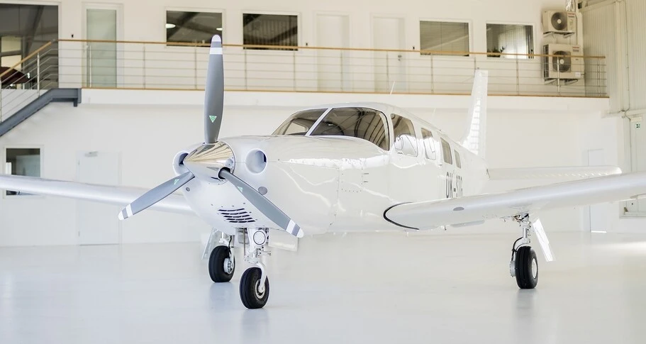 1998 Piper Saratoga listing photo