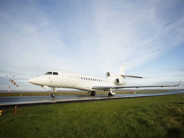 2017 Dassault Falcon 8X listing photo