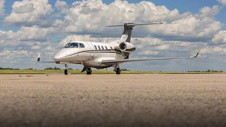 2010 Embraer Phenom 300 listing photo