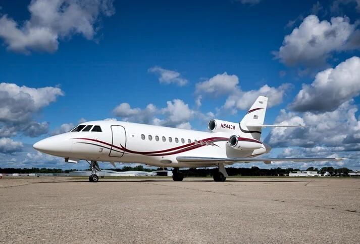 1996 Dassault Falcon 900B listing photo