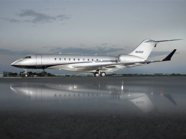2003 Bombardier Global Express listing photo