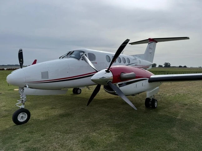 2017 Beechcraft King Air 250 listing photo