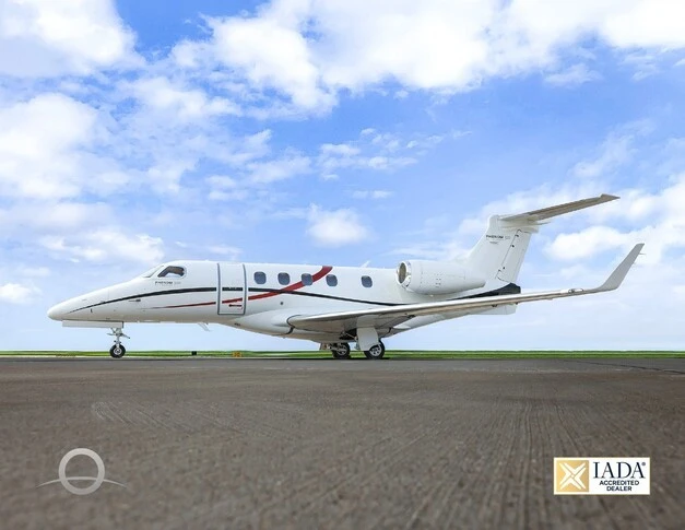 2015 Embraer Phenom 300 listing photo